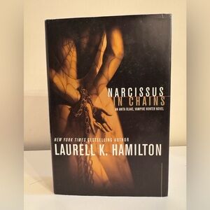 Narcissus in Chains Anita Blake Vampire Novel Laurel K. Hamilton Hardcover New
